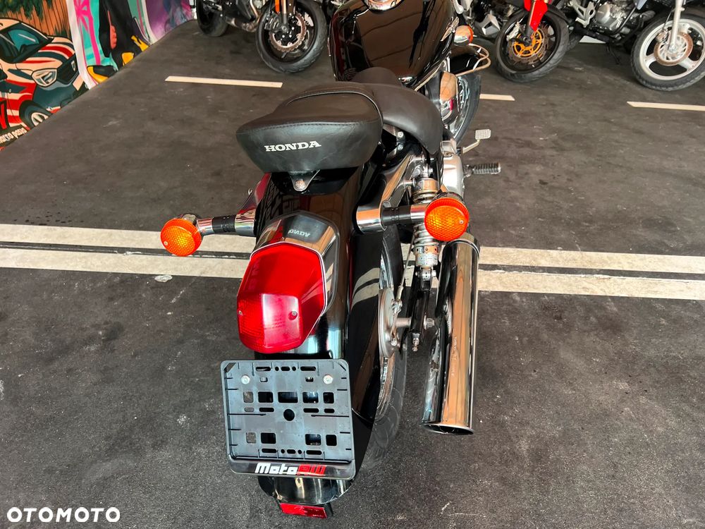 Honda VT - 12