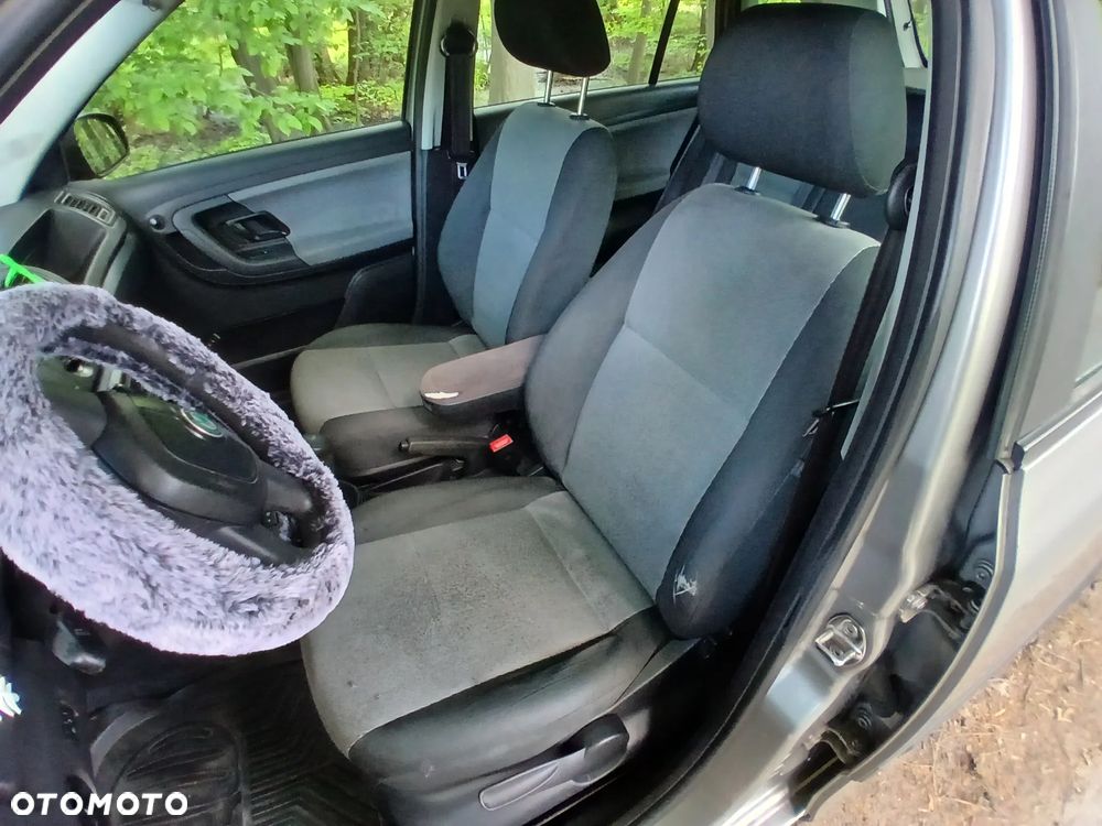 Skoda Fabia 1.2 TSI Classic - 8