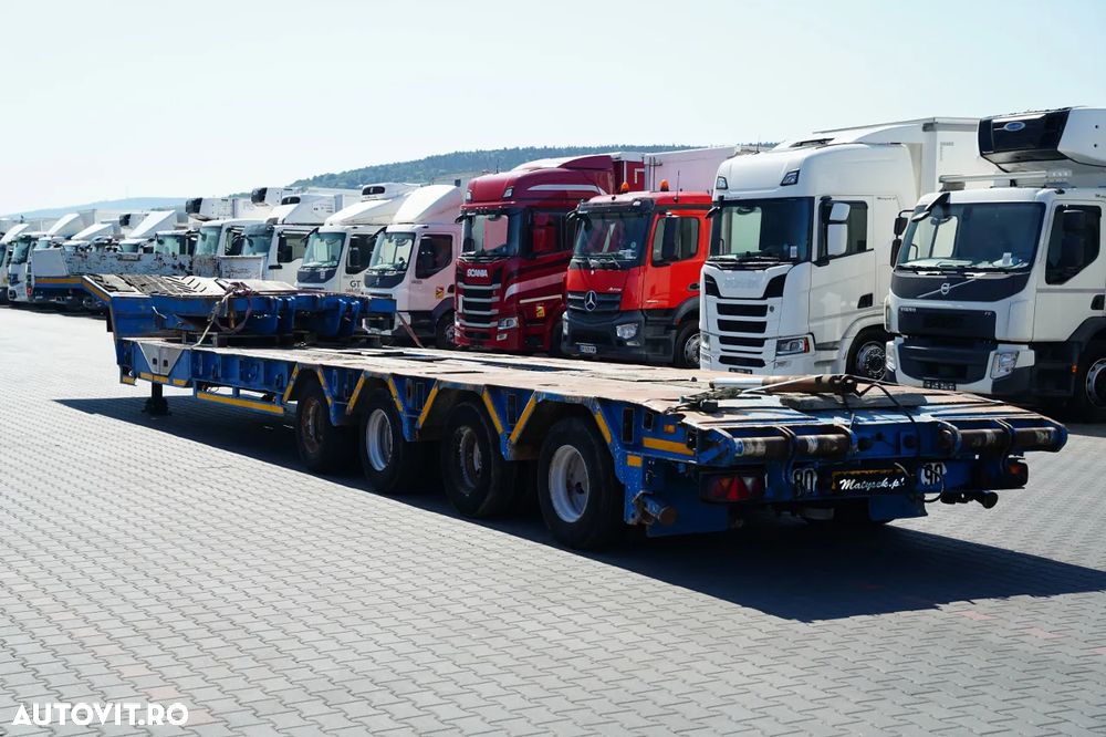 Trax / REMORCĂ JOS / REMORCĂ AUTO 15,3 M / 4 AXE (2 DE DIRECȚIE) / - 6