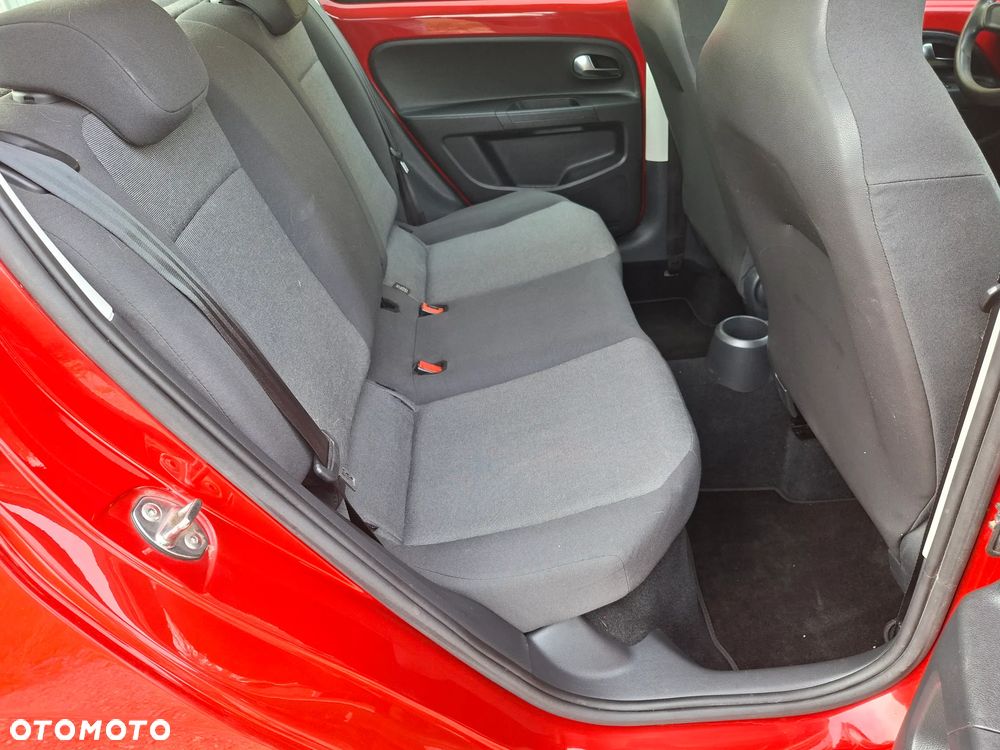 Volkswagen up! - 14
