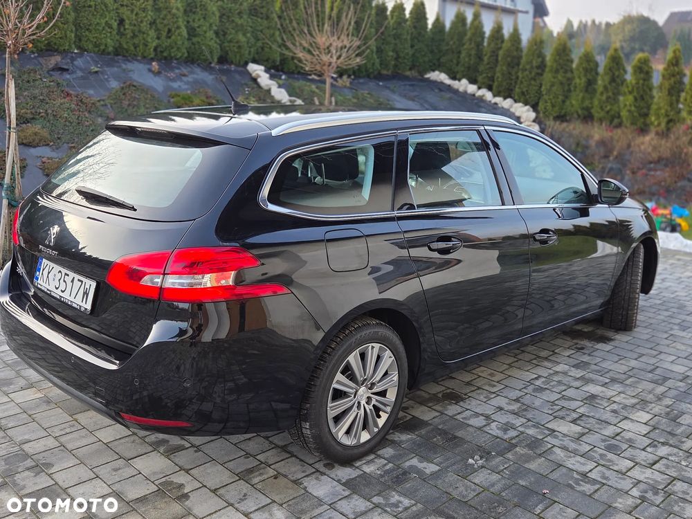 Peugeot 308 BlueHDi FAP 130 Stop & Start Allure Pack - 11
