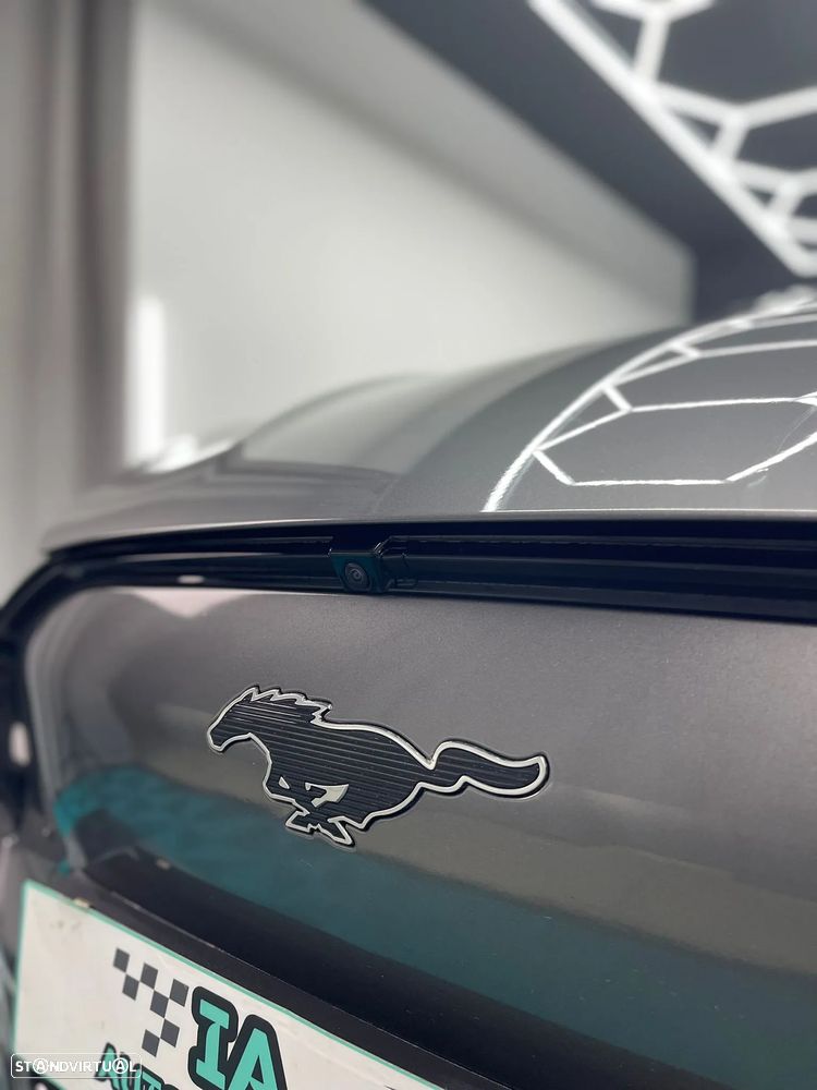 Ford Mustang Mach-E 75.7 kWh Premium AWD - 4