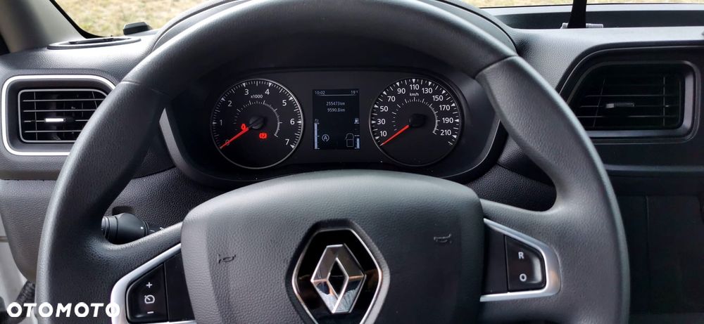 Renault Master - 11