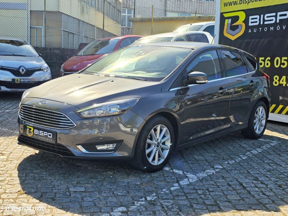 Ford Focus 1.5 TDCi ECOBlue Active - 4