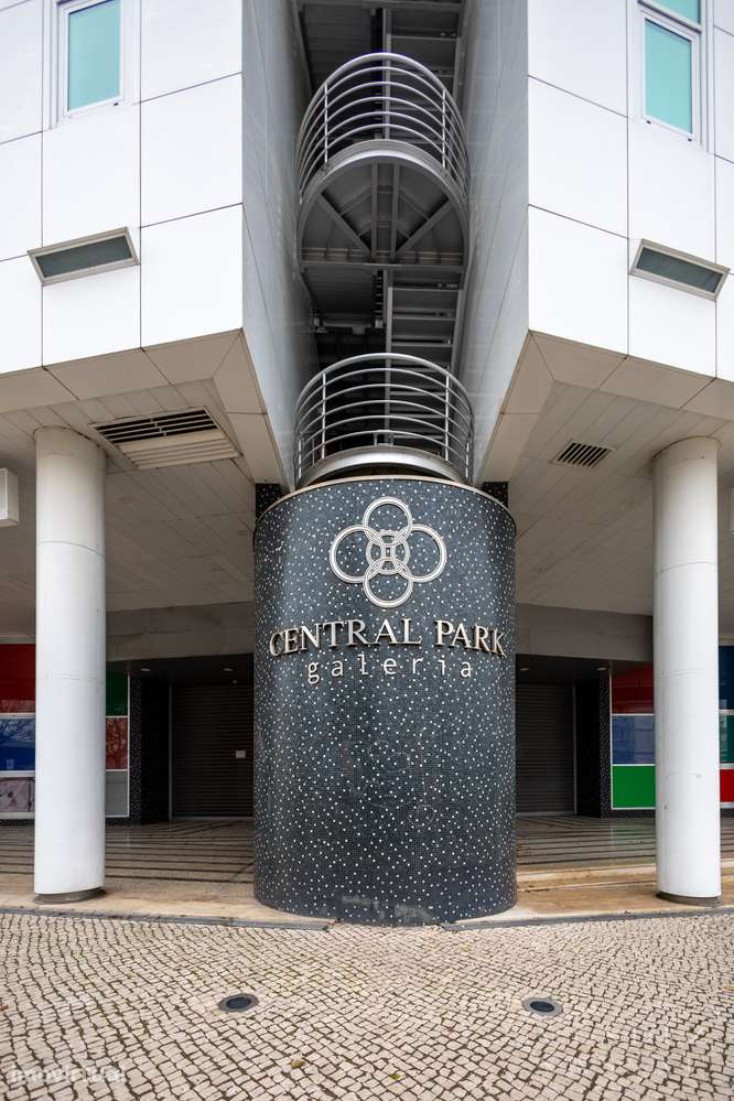 Galeria Comercial Central Park - Grande imagem: 4/19