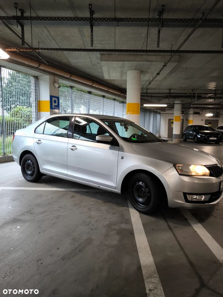 Skoda RAPID 1.2 TSI Style Plus - 12