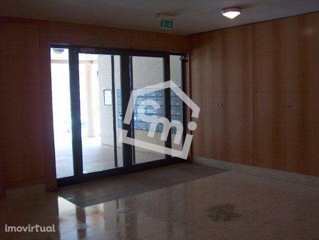 T2 com estacionamento | Rua do Aleixo – Porto - Grande imagem: 5/19