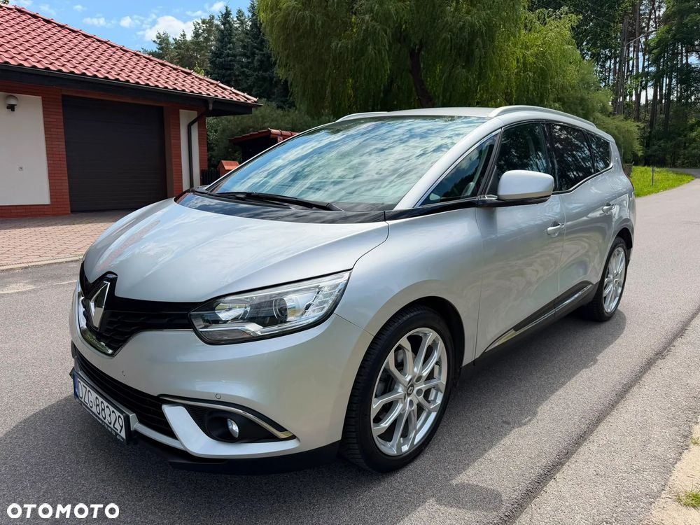 Renault Scenic - 1