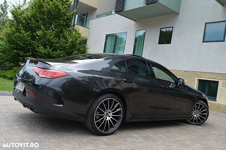 Mercedes-Benz CLS 400 d 4Matic 9G-TRONIC AMG Line - 22