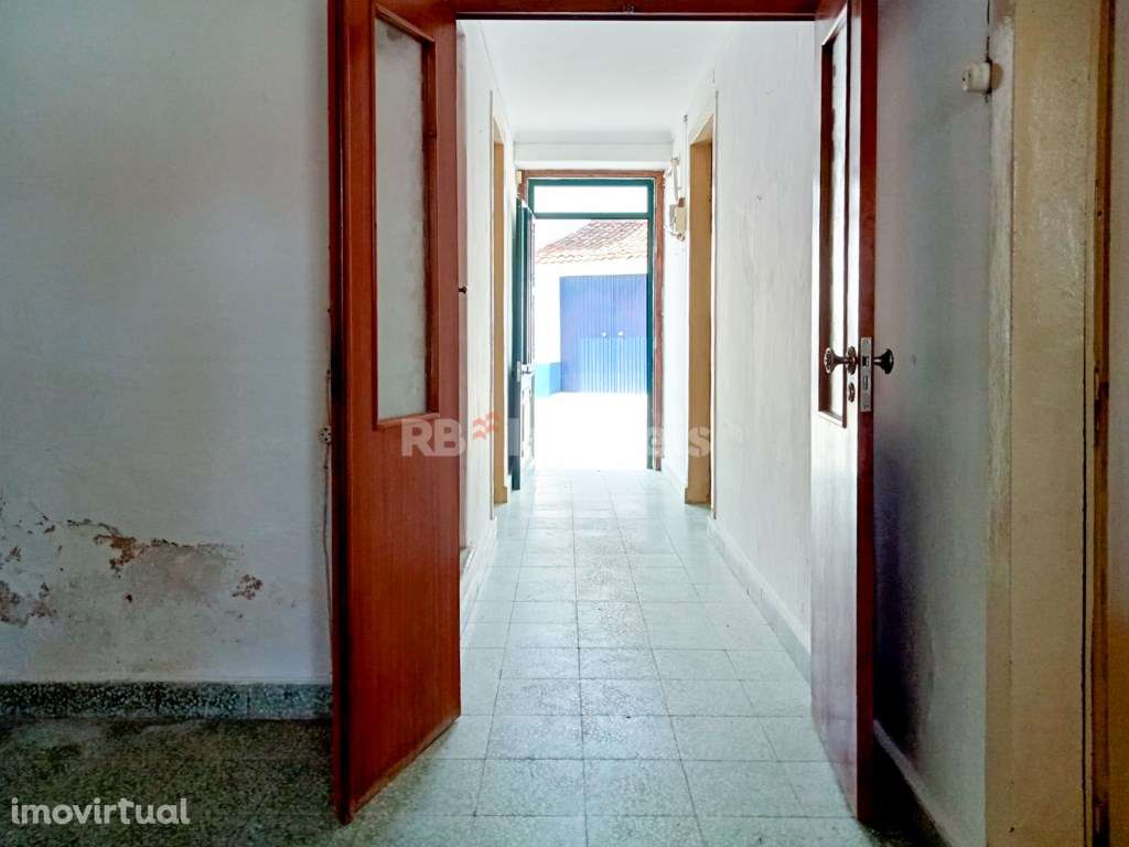 Moradia T3 com Sotão na Comenda - Grande imagem: 2/15