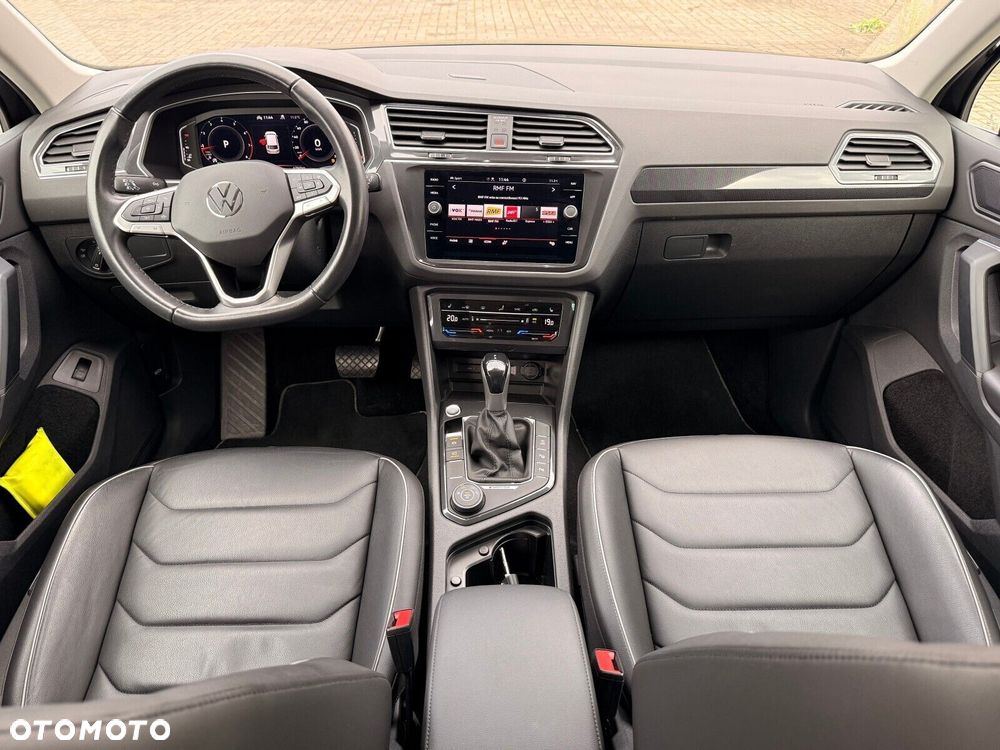 Volkswagen Tiguan - 16
