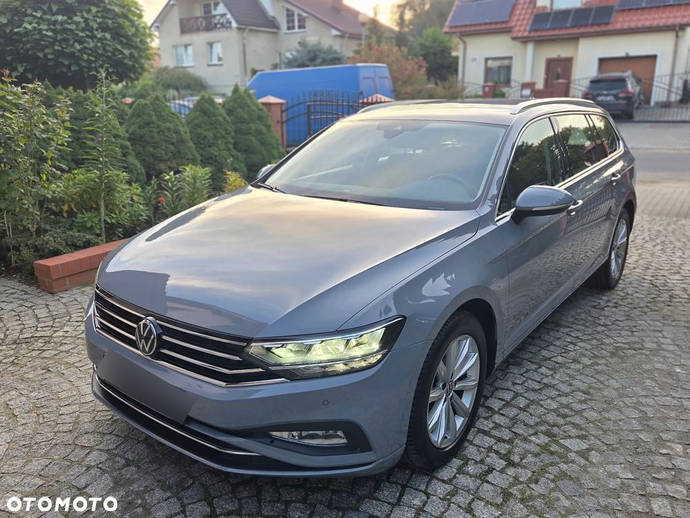 Volkswagen Passat - 20