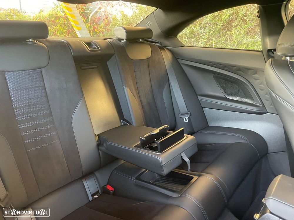 BMW 218 i Pack Desportivo M Auto - 11