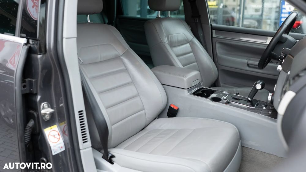 Volkswagen Touareg - 38