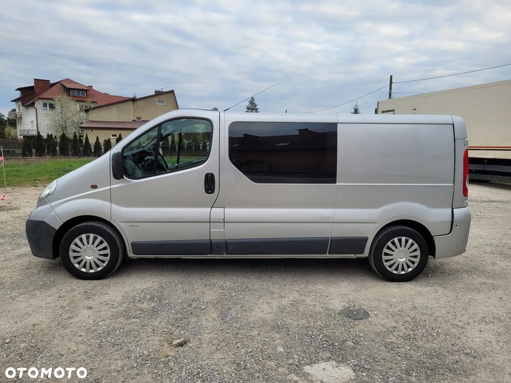 Opel Vivaro L2H1 2.9t - 4