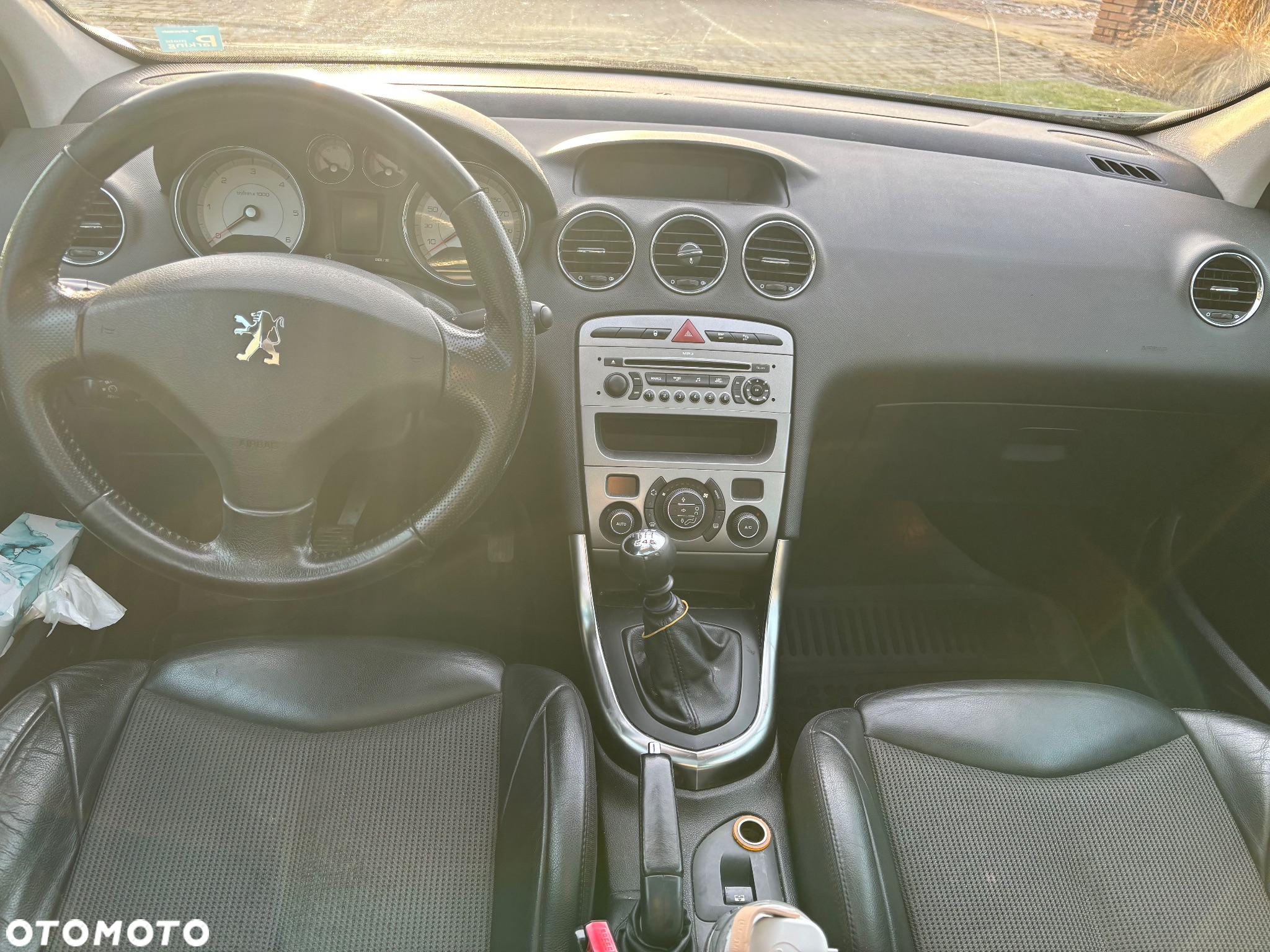 Peugeot 308 1.6 HDi Premium Plus - 5