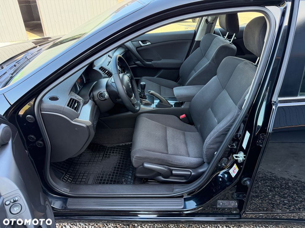 Honda Accord 2.0 Lifestyle - 14