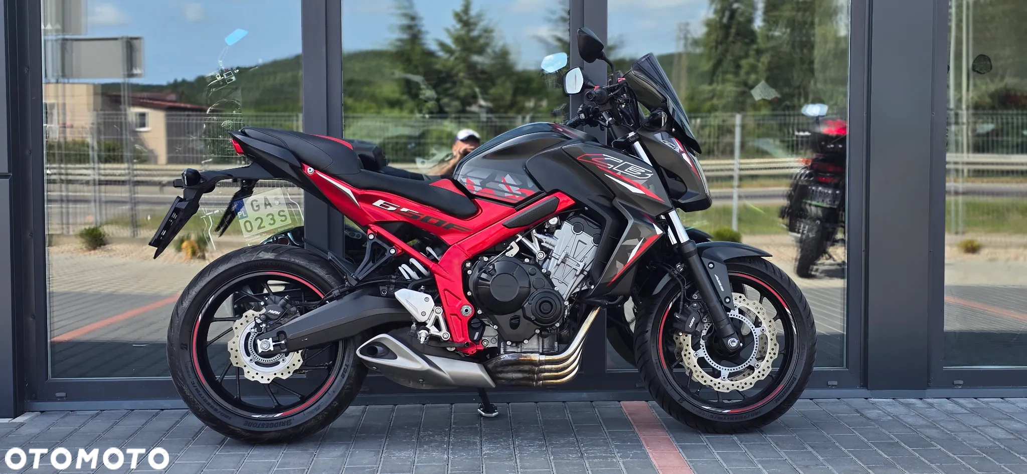 Honda CB - 2