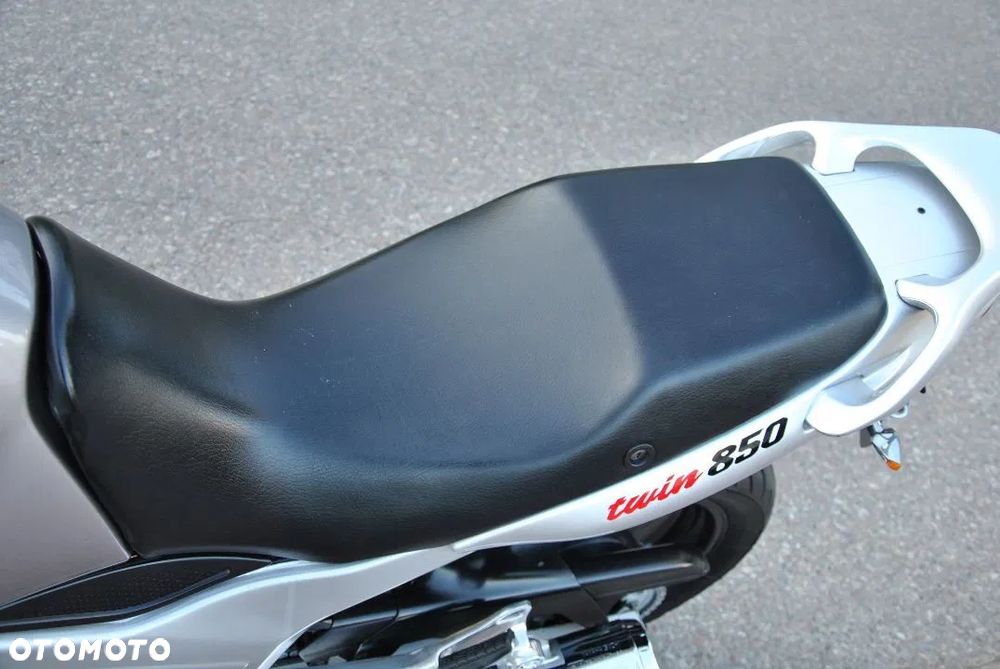 Yamaha TDM - 19