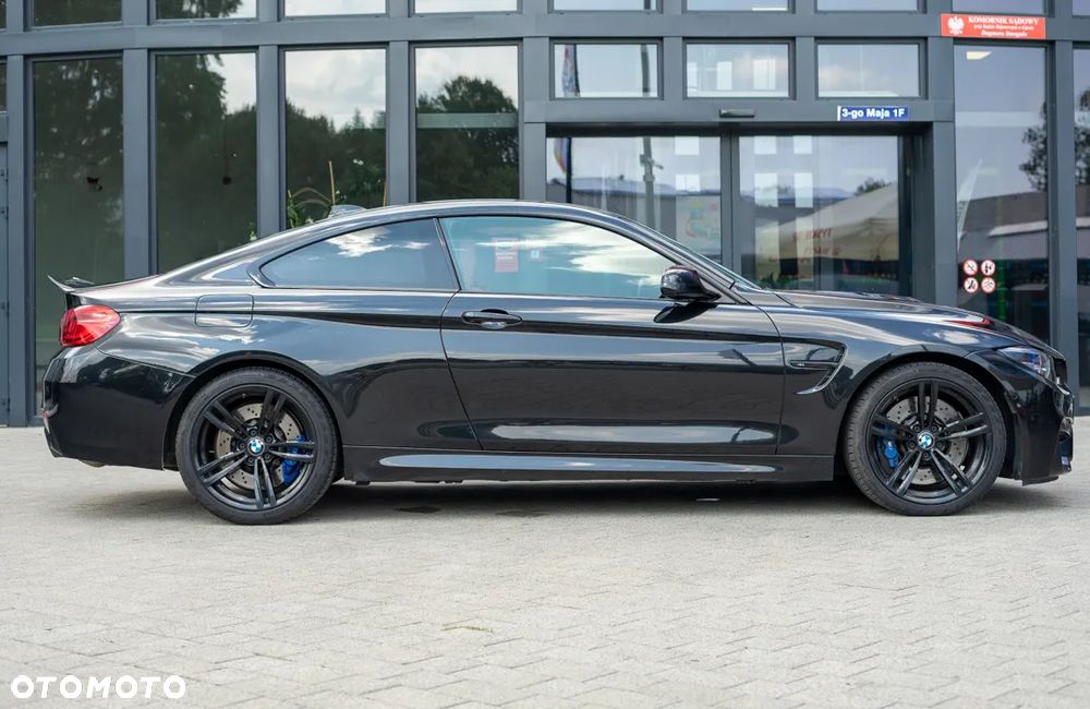BMW M4 DKG - 8