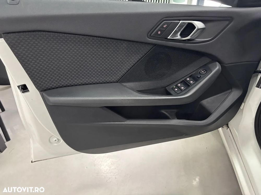 BMW Seria 1 118i Aut. Sport Line - 10