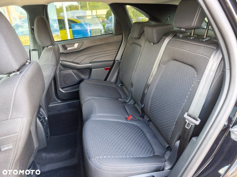 Ford Kuga - 17
