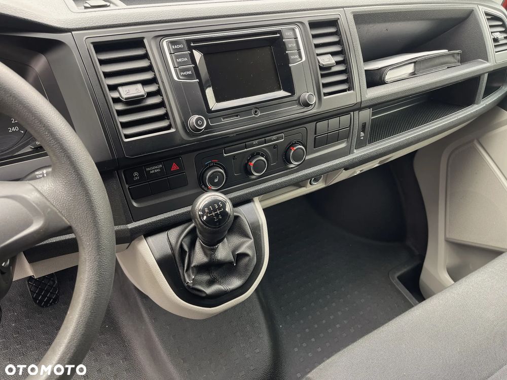 Volkswagen Transporter T6 L1H1 - 21