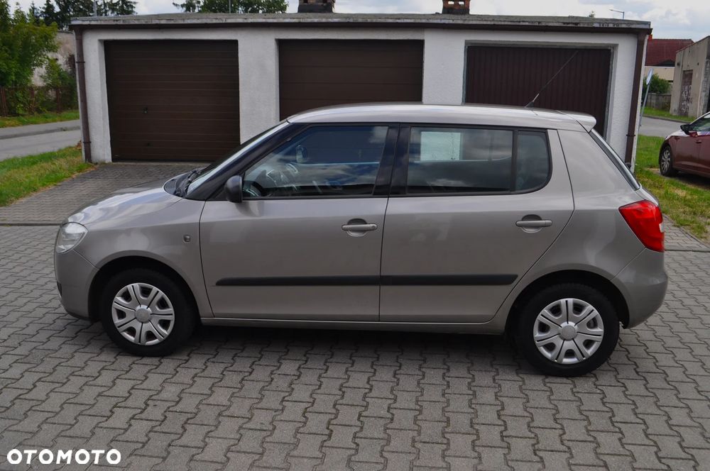 Skoda Fabia 1.2 12V Family - 4