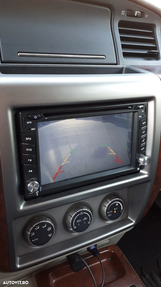 Nissan Patrol 3.0 TDI Luxury Plus - 7