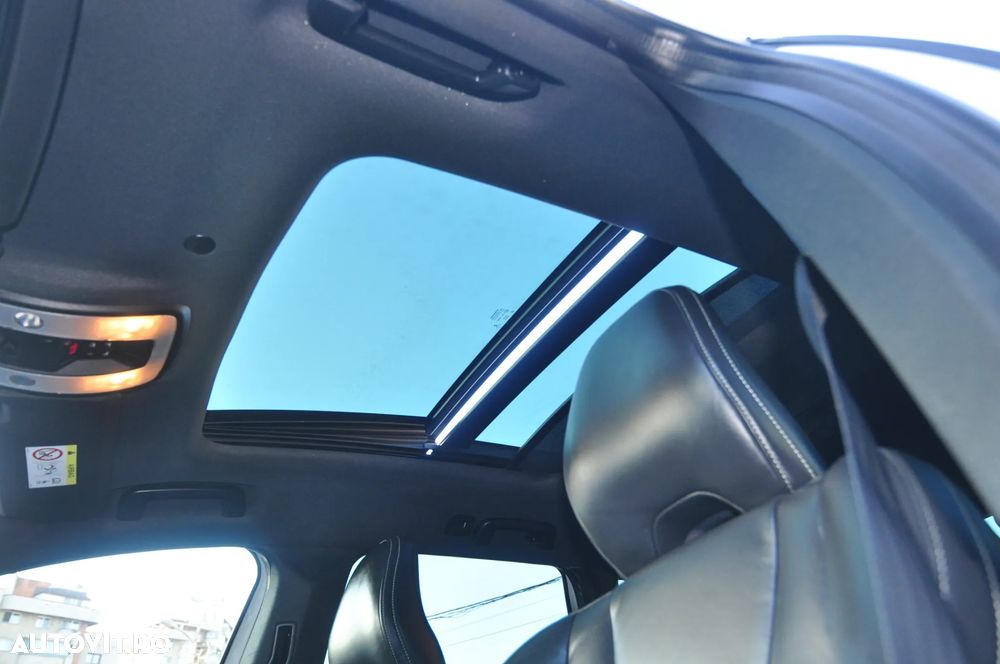 Volvo XC 60 D5 AWD Geartronic Momentum - 25