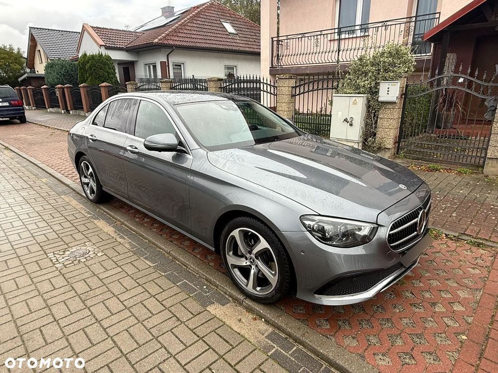 Mercedes-Benz Klasa E 200 4-Matic 9G-TRONIC - 1