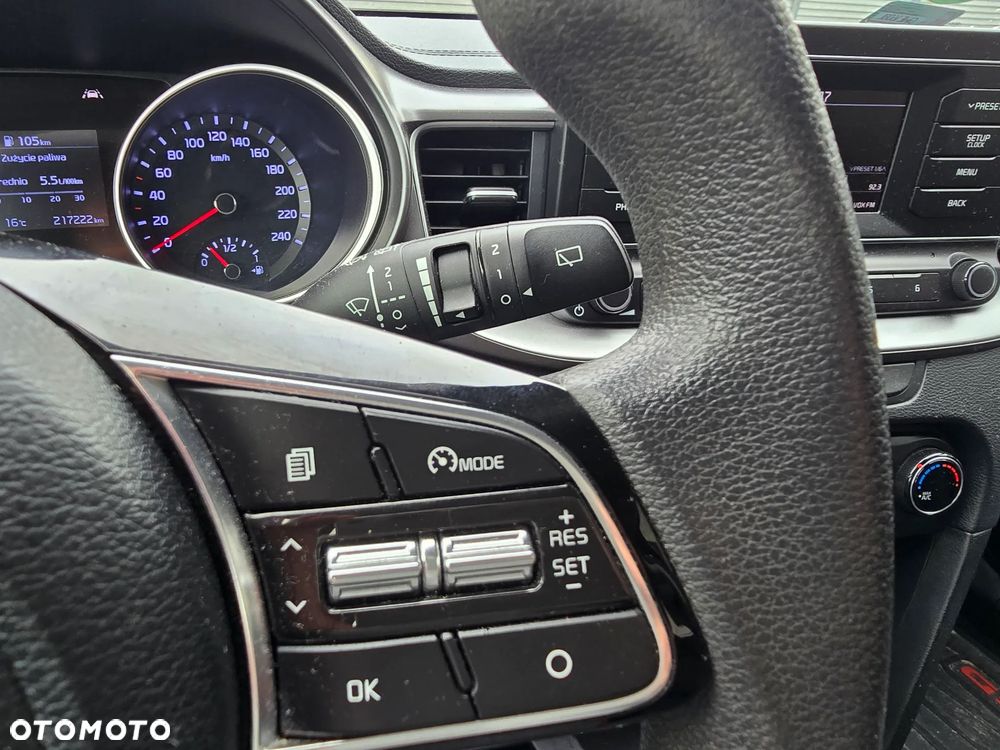 Kia Ceed 1.6 CRDi SCR S - 20
