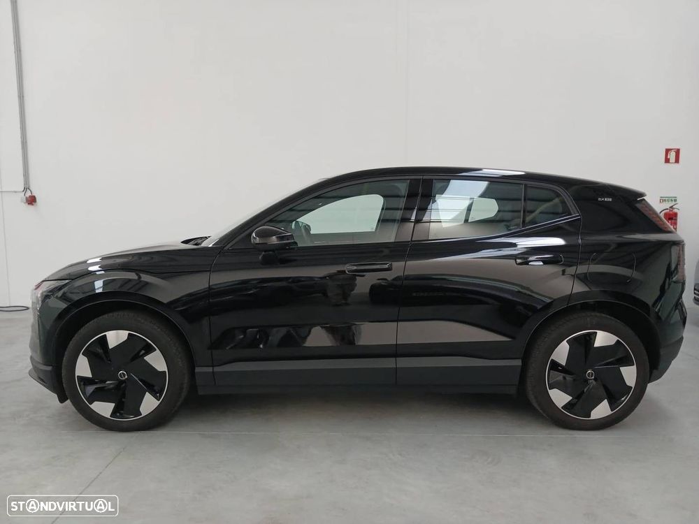 Volvo EX30 69 kWh Single Motor Extended Range Black Edition - 20