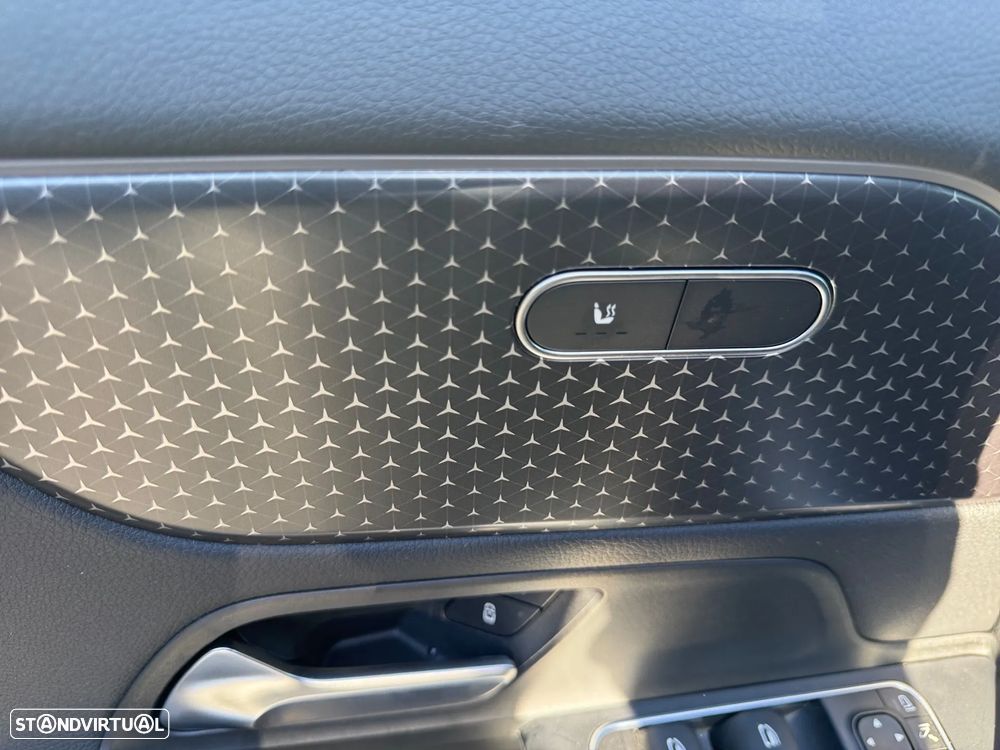 Mercedes-Benz GLA 250 e Progressive - 30