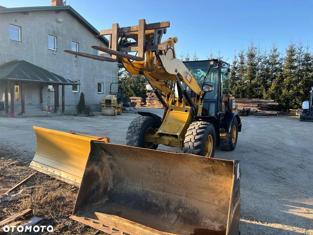 Caterpillar ŁADOWARKA CAT 906M 906 907 908 łyżka pług widły  Liebherr 506 Volvo L25 - 6