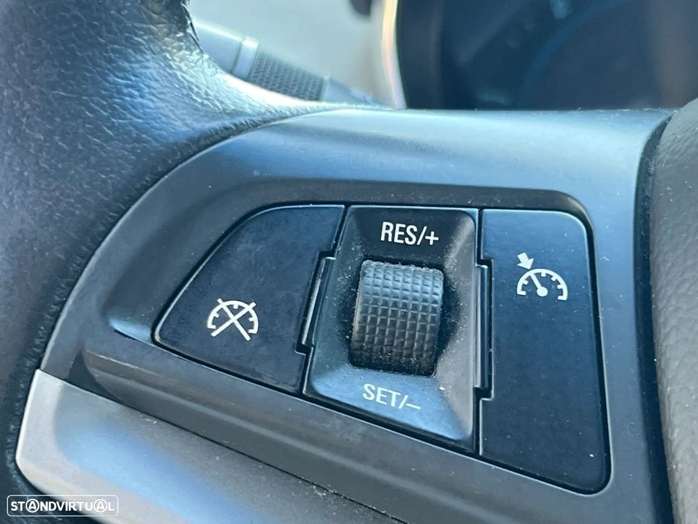 Chevrolet Cruze - 16