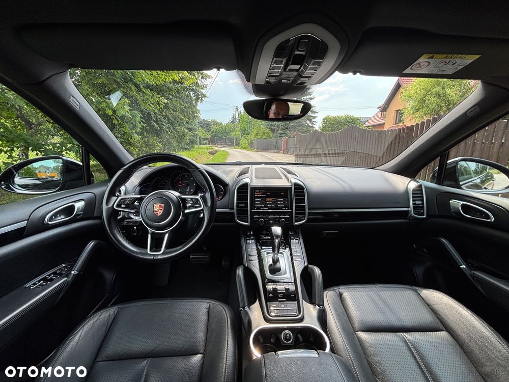 Porsche Cayenne Tiptronic S - 14