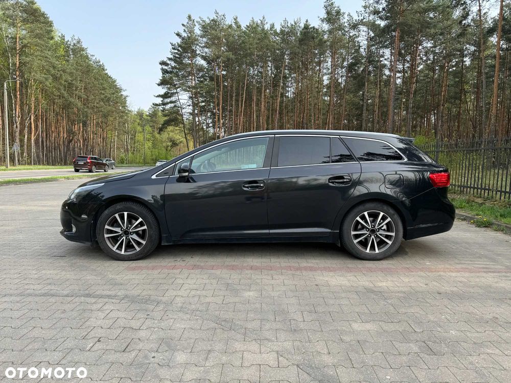 Toyota Avensis - 7