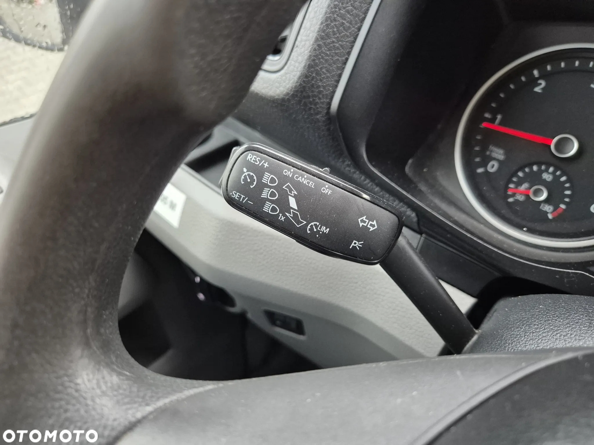 MAN TGE 3.180 DSG 4Motion / 4X4 / CHŁODNIA MITSUBISHI / WINDA ZEPRO 750KG / WEBASTO / BEZWYPADKOWY / 8 EUROPALET / STAN IDEALNY / RZADKOŚĆ NA RYNKU! - 29