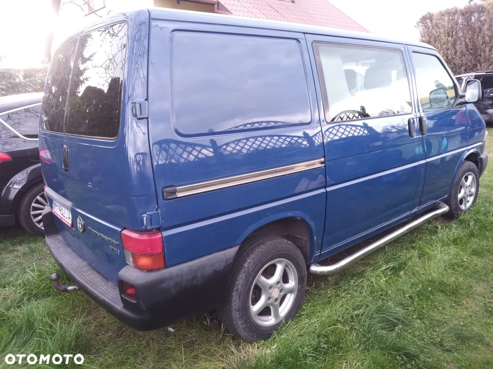 Volkswagen Transporter - 4