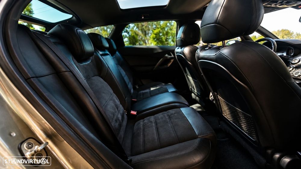 DS DS5 2.0 Hybrid4 Sport Chic - 28