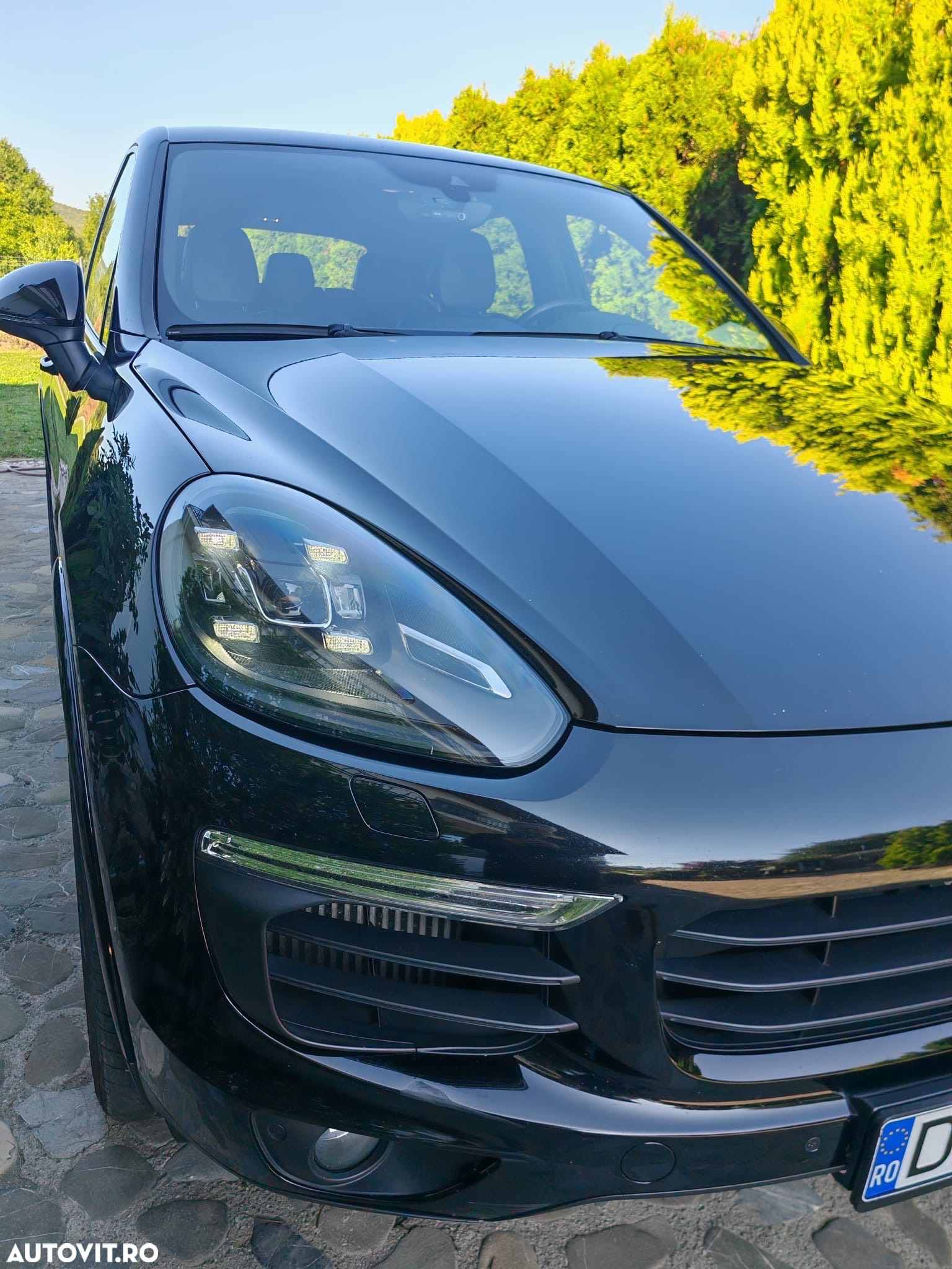 Porsche Cayenne 3.0 L - 4
