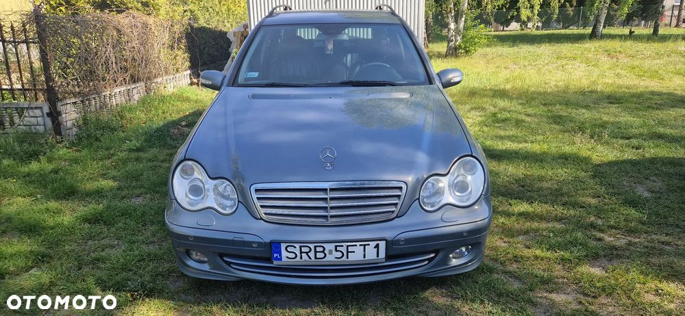 Mercedes-Benz Klasa C 240 4Matic Classic - 1