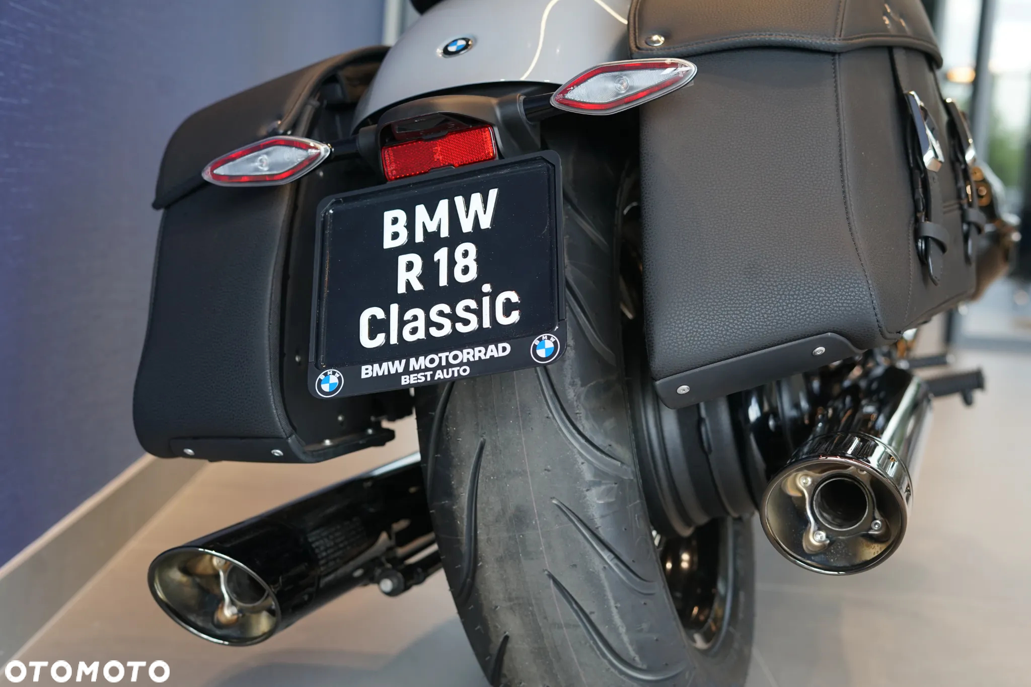 BMW R - 26