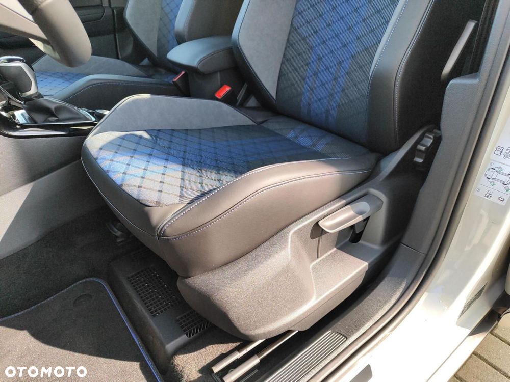 Volkswagen T-Roc - 17