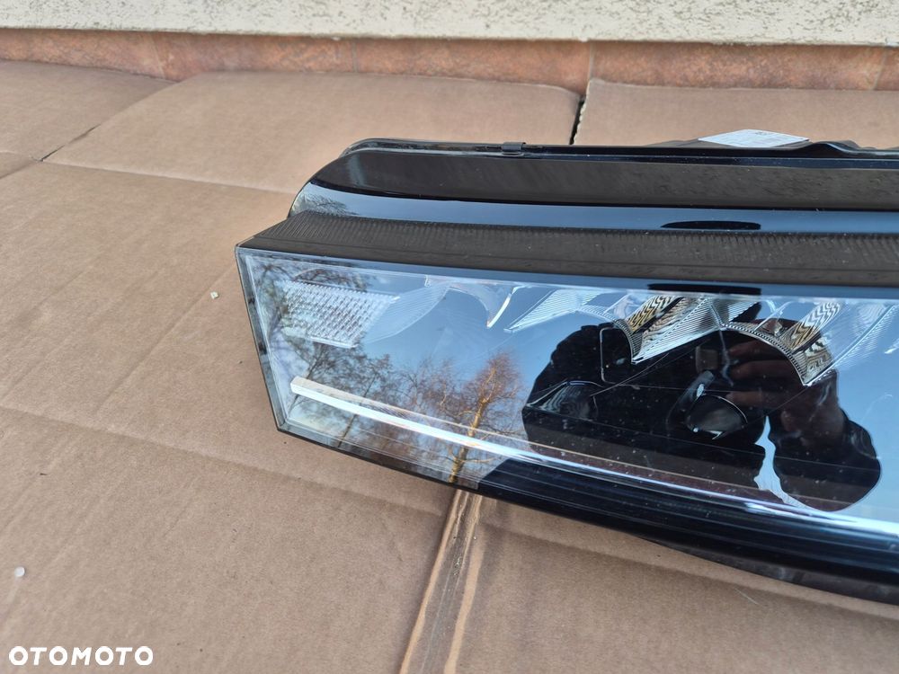 lampa przednia lewa skoda octavia iv full led oryginał - 4