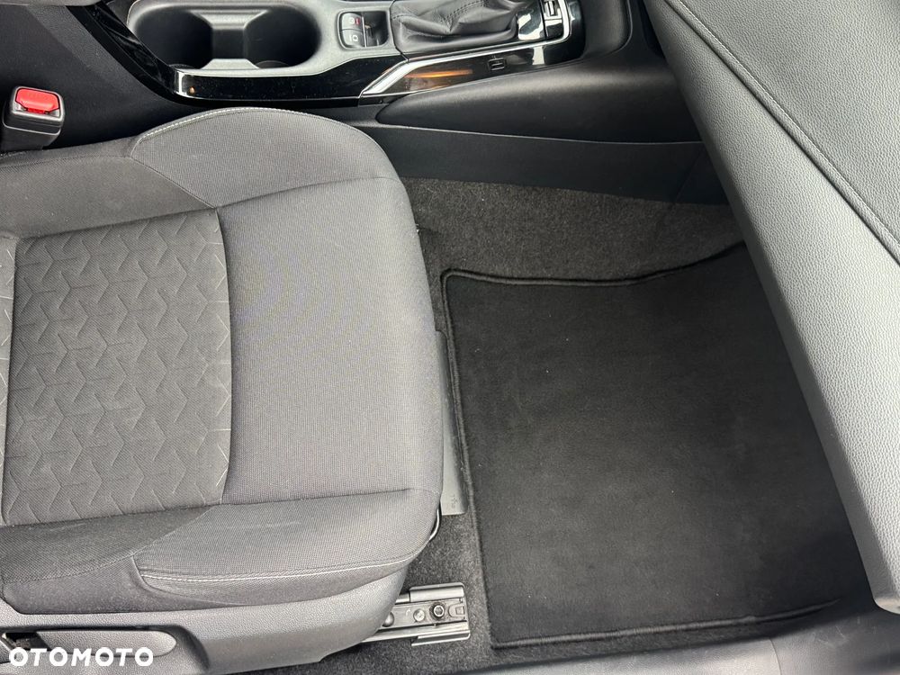 Toyota Corolla - 8