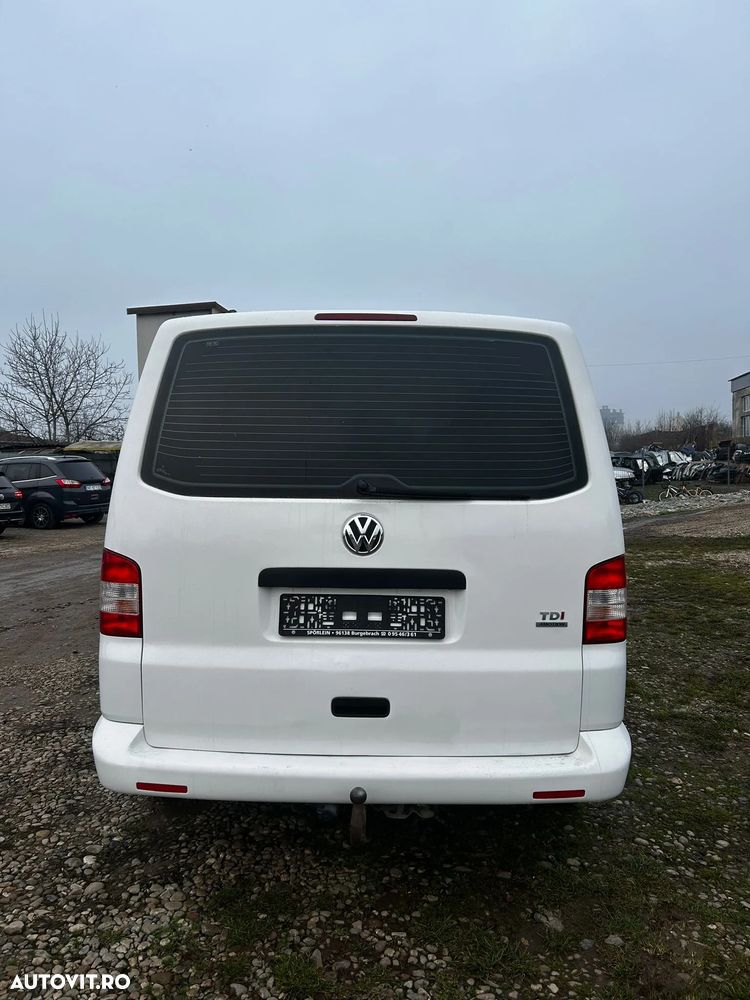Volkswagen Transporter - 11