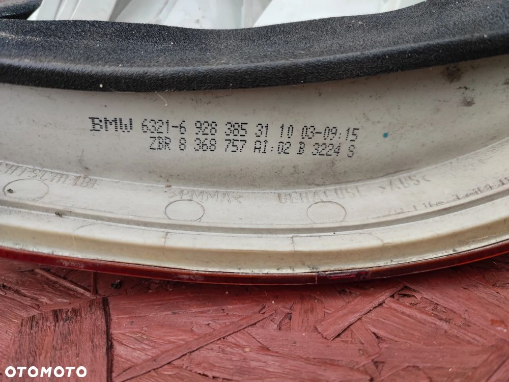 BMW E46 ORYGINALNE LAMPY TYŁ DO NADWOZIA TOURING / KOMBI Z POMARAŃCZOWYM KIERUNKIEM LEWA / PRAWA O NR. 6 928 385 / 8 368 757 OEM - 8