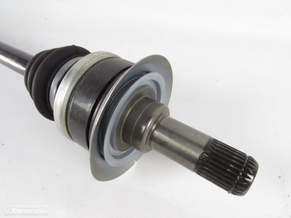 Transmissão Direito/Trás Seminovo/ Original BMW X3 (F25)/BMW X4 (F26) 3320759803... - 3